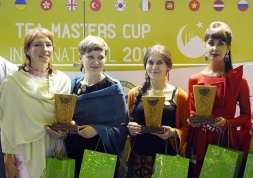 Россиянка стала победителем первого чемпионата мира по завариванию чая в Стамбуле