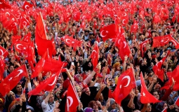 В Стамбуле и Анкаре прошли многотысячные митинги против терроризма