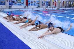 Олимпийский крытый бассейн в Алании