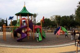 Новый парк для отдыха в Махмутларе